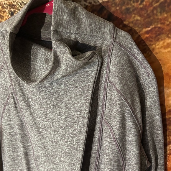 Lululemon Rulu Rally Wrap - Picture 10 of 12